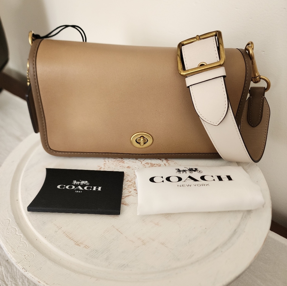 Coach Colorblock Dinky Glovetanned Leather Color: Chalk Multi